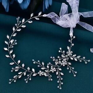 Elegant Silver Crystal Hair Vine
